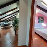 Πανσιόν La Mansarda 4*