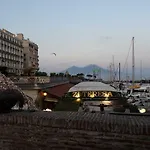 Πανσιόν La Mansarda