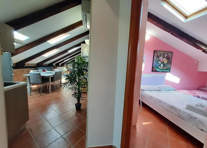 Guest house La Mansarda 3*