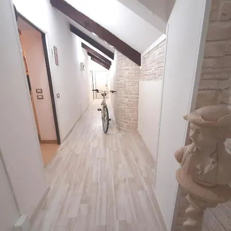 Casa de hóspedes La Mansarda 4*
